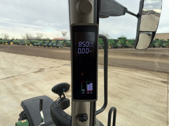 2025 John Deere 6R 175 - Photo30
