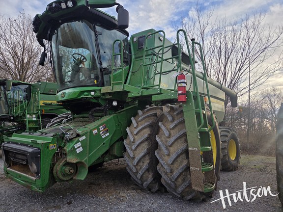 Photo of 2024 John Deere S780