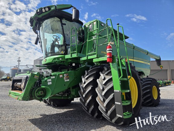 Photo of 2024 John Deere S780