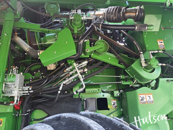 Photo of 2024 John Deere S780