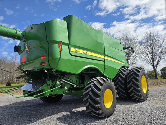 Photo of 2024 John Deere S780