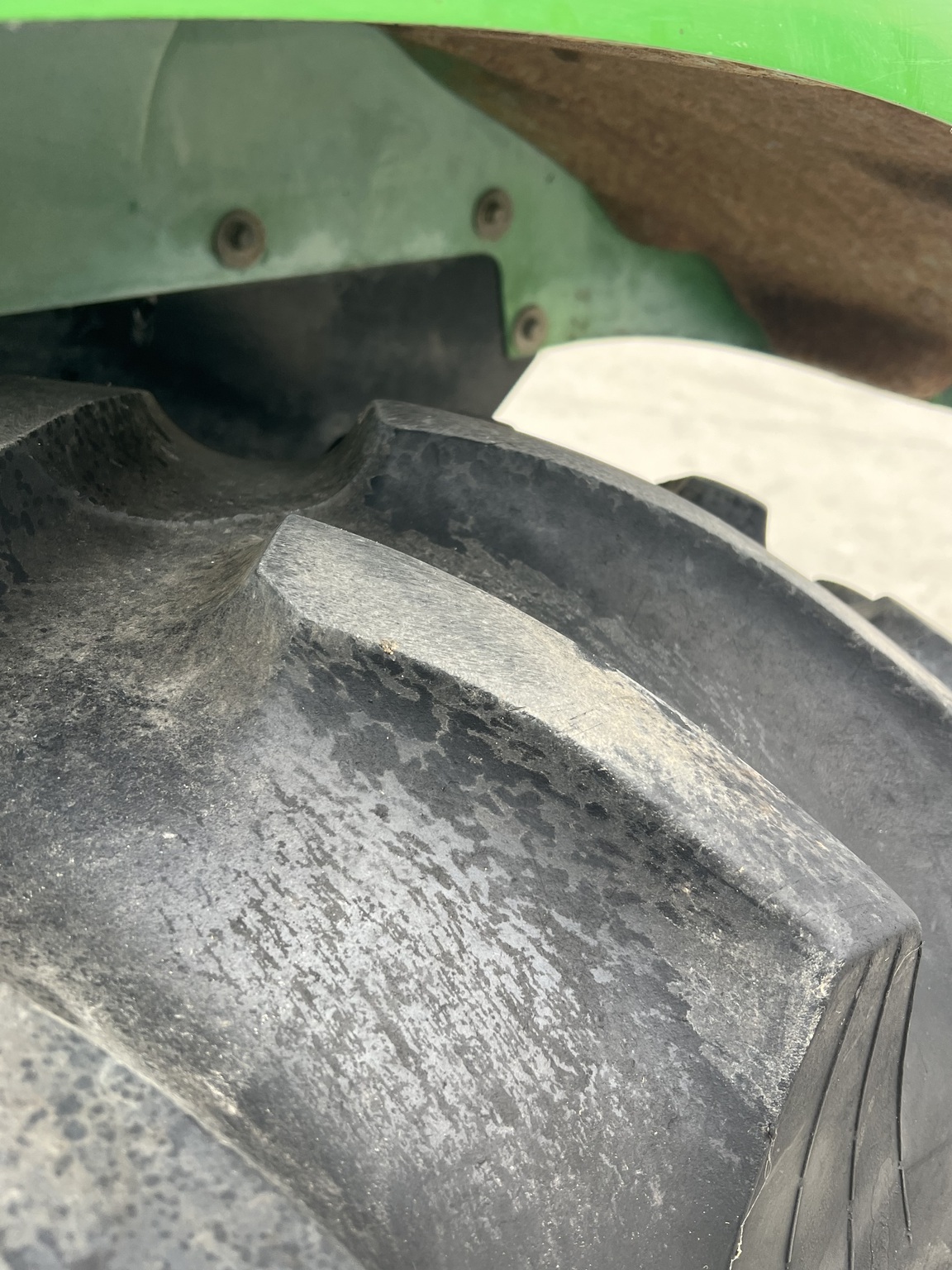 2010 John Deere 5083E Image 14