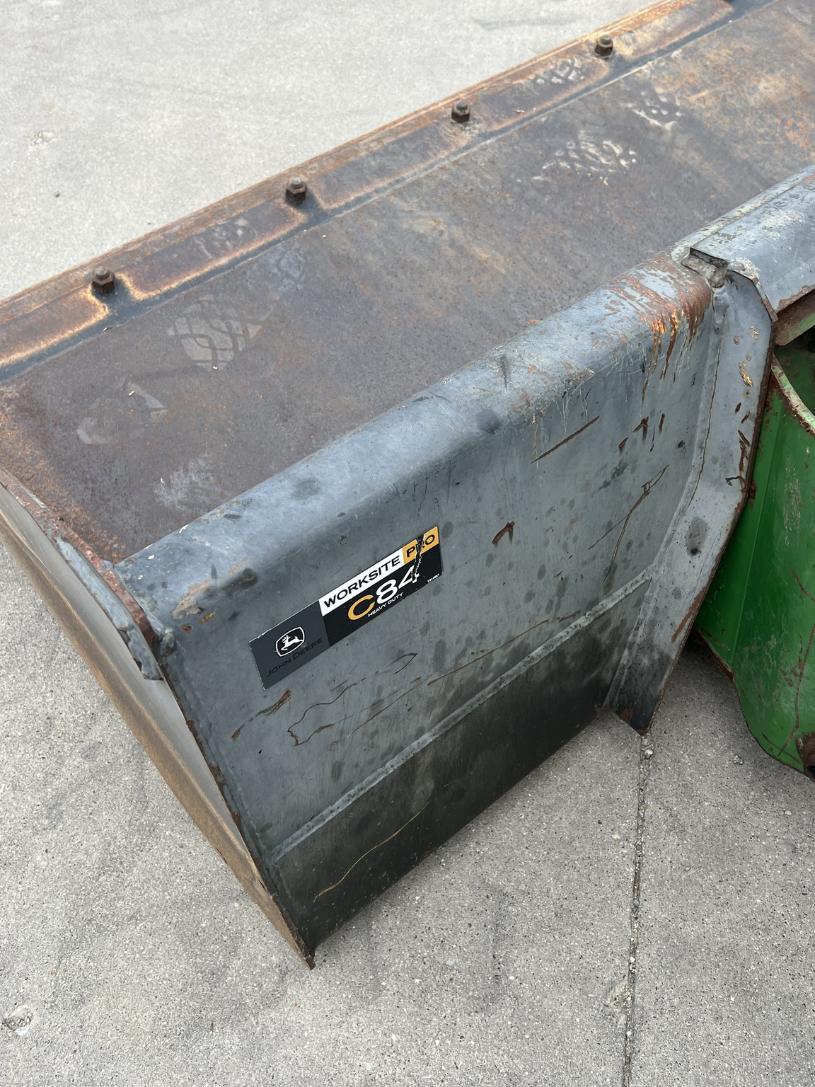 2010 John Deere 5083E Image 10