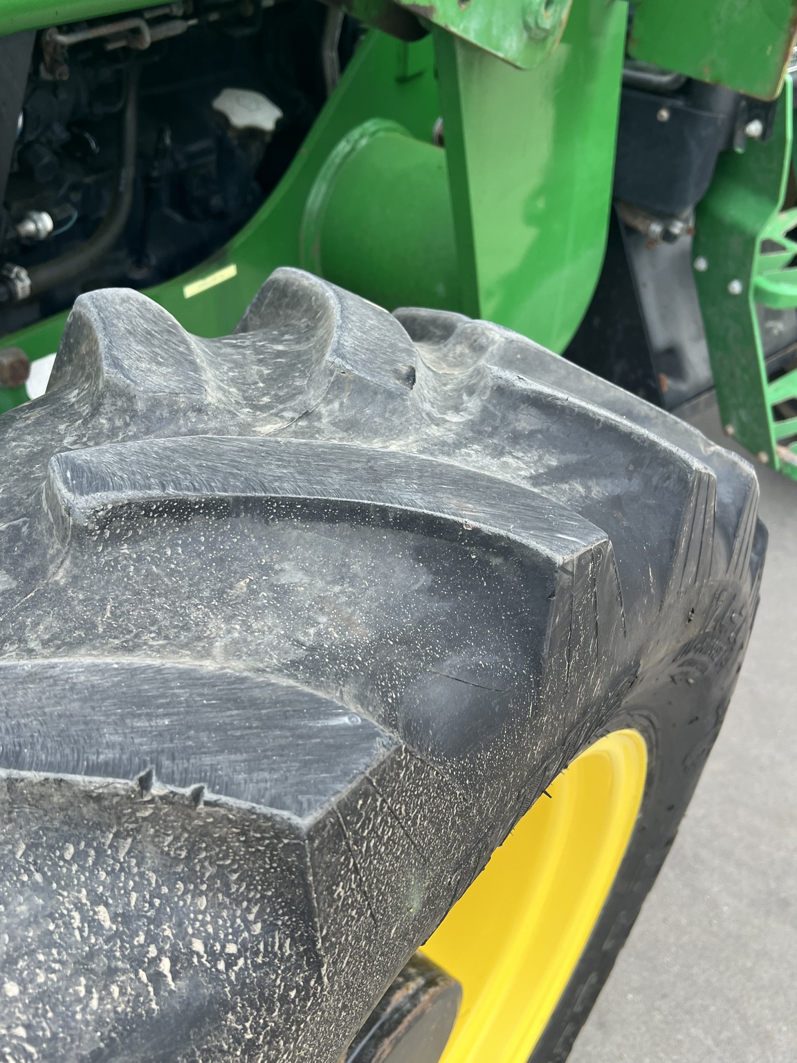 2010 John Deere 5083E Image 15