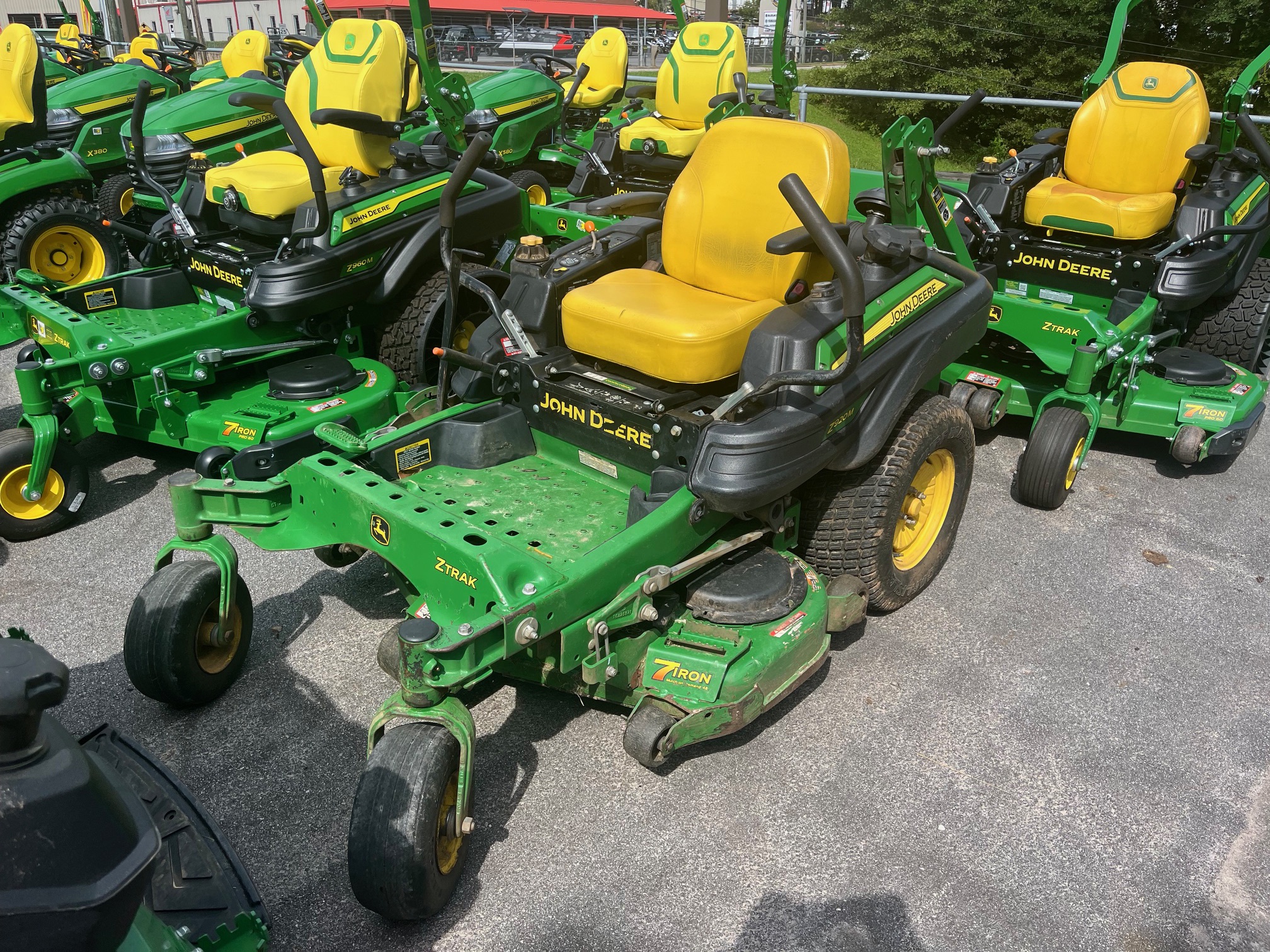 John Deere Z930M Image 2