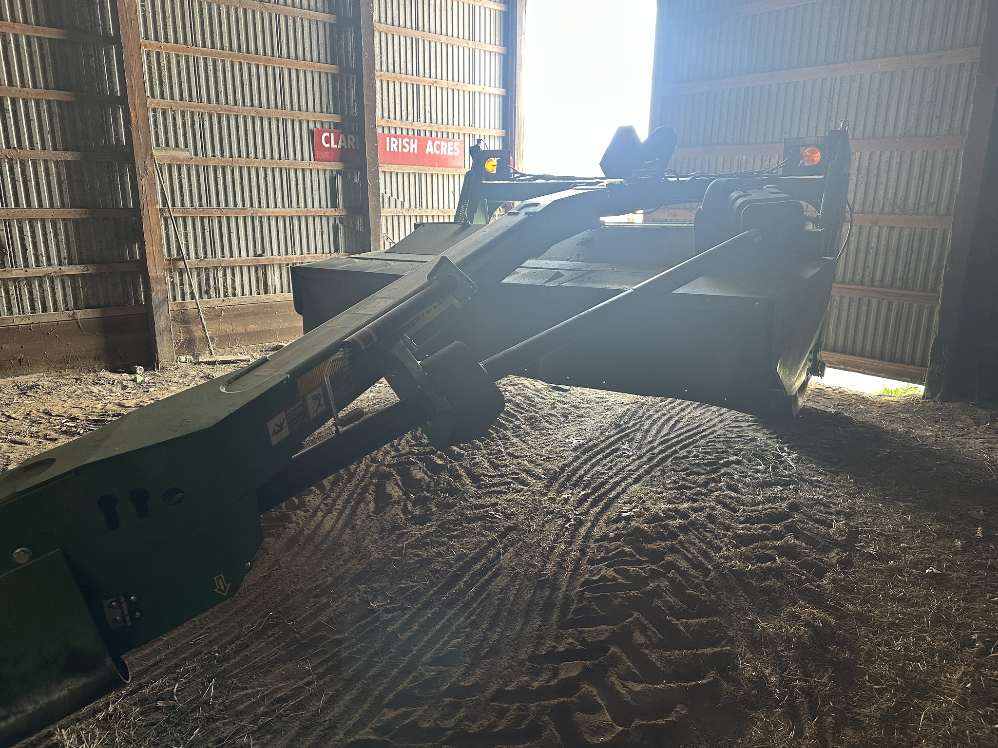 2022 John Deere S300 Image 5