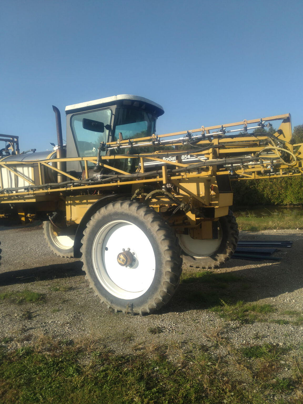1997 RoGator 854 Image 1