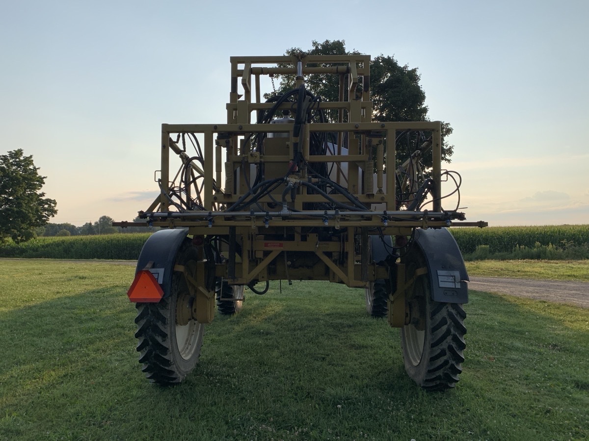 1997 RoGator 854 Image 7