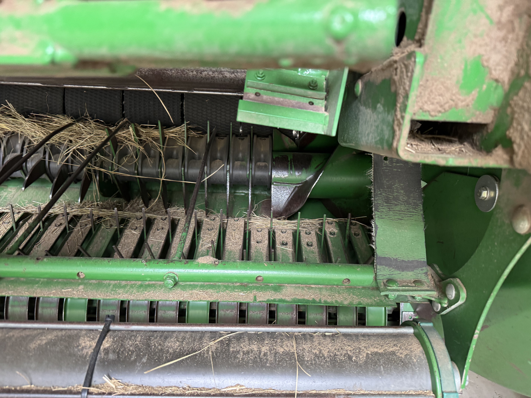 2014 John Deere 469 Image 9