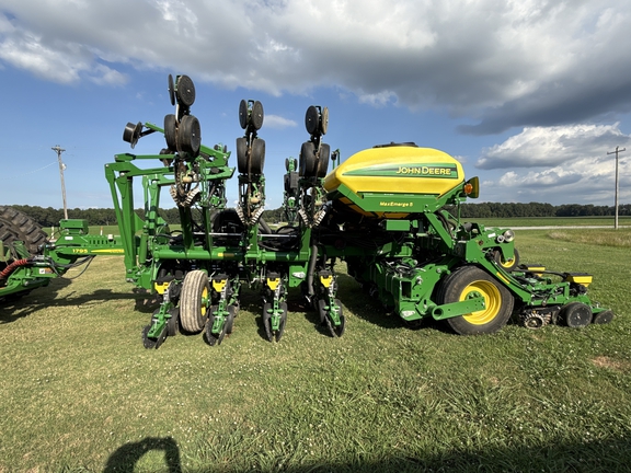 2019 John Deere 1795