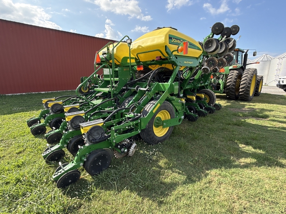 2019 John Deere 1795