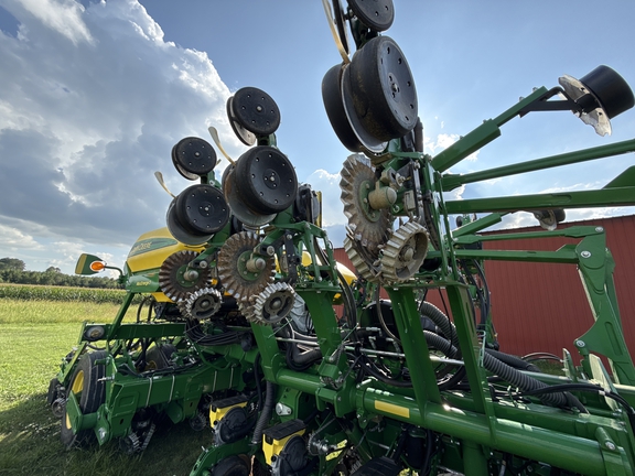 2019 John Deere 1795
