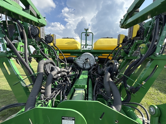 2019 John Deere 1795