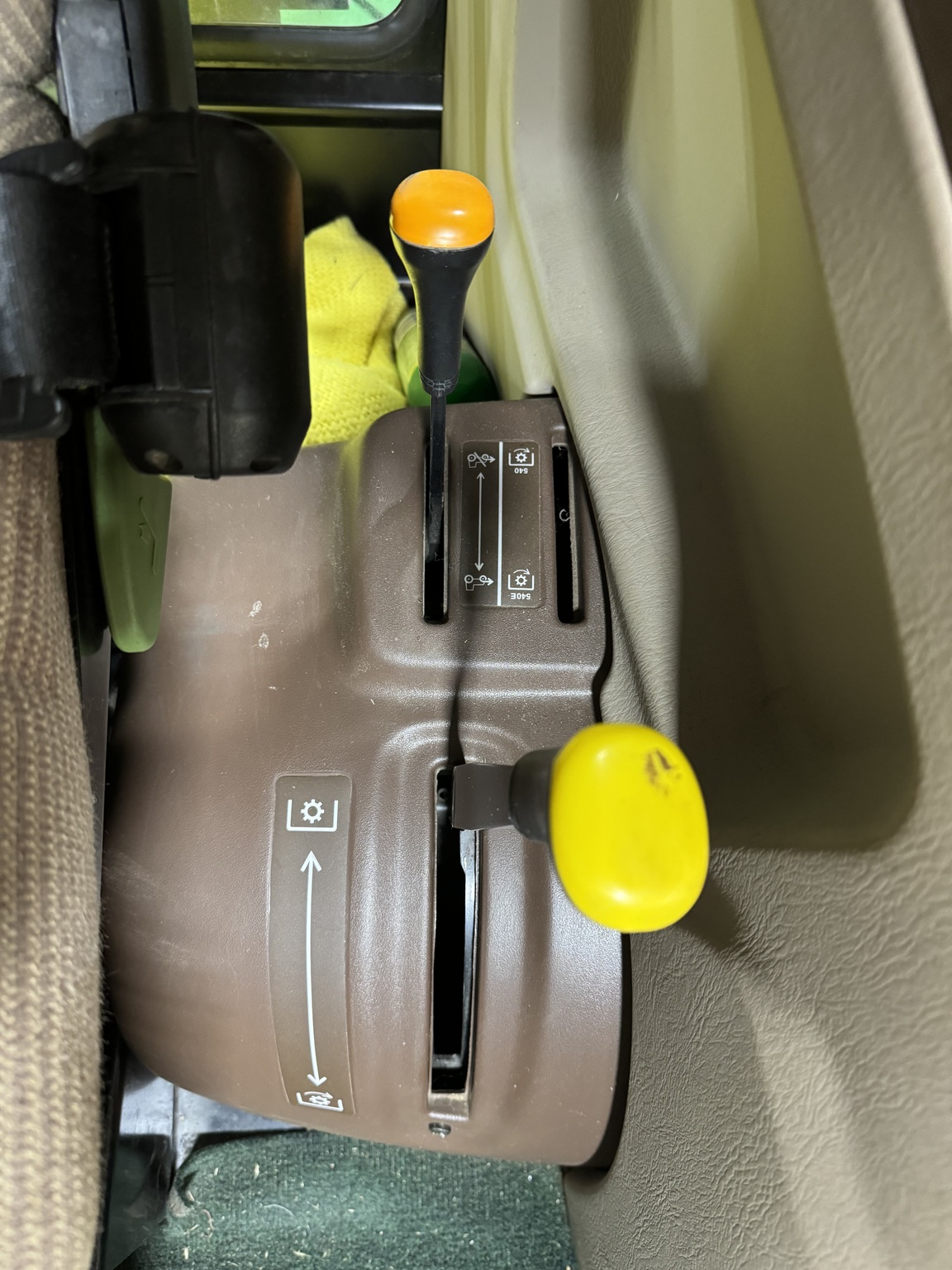 2004 John Deere 5420 Image 7