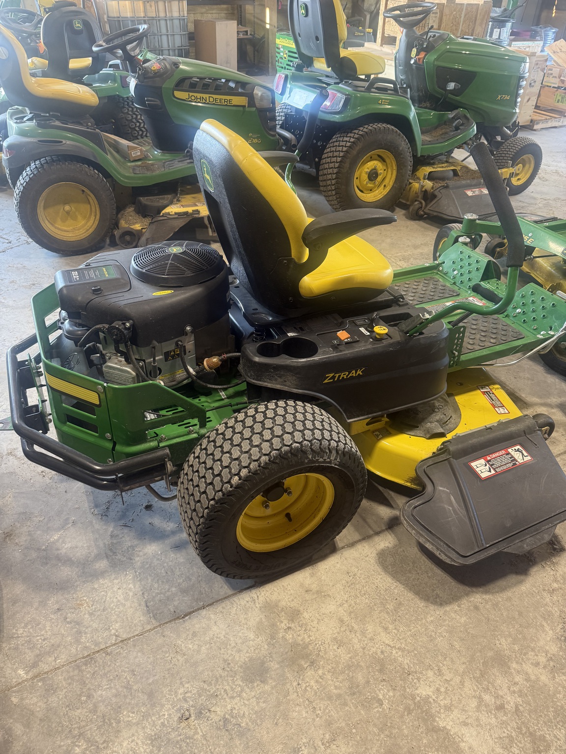 2021 John Deere Z355R Image 5