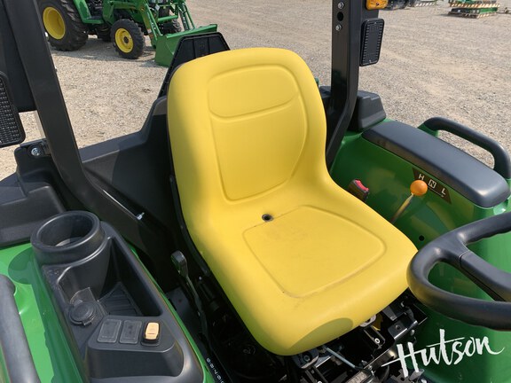 Photo of 2024 John Deere 3038E