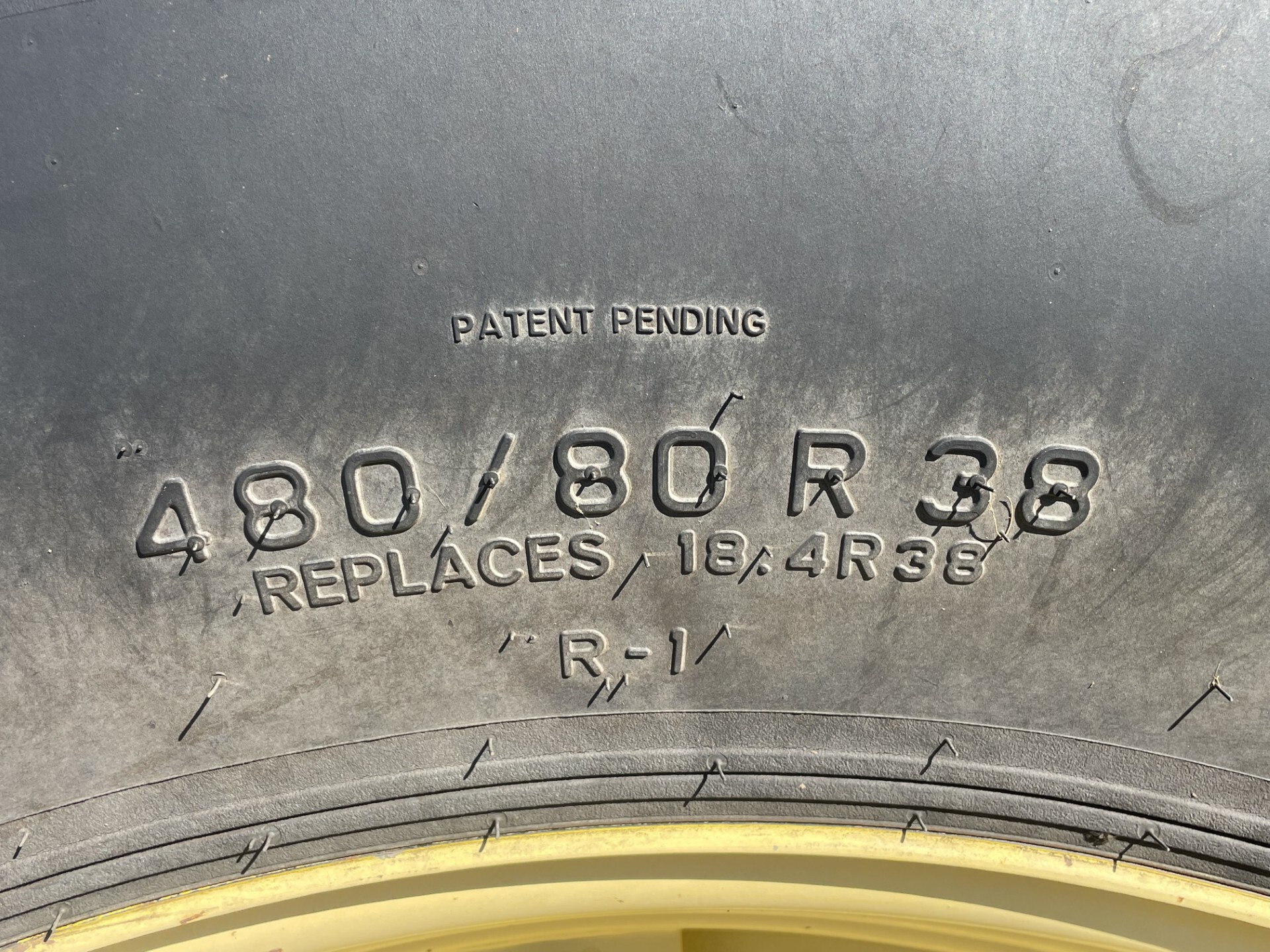 2011 John Deere 6430 Image 9