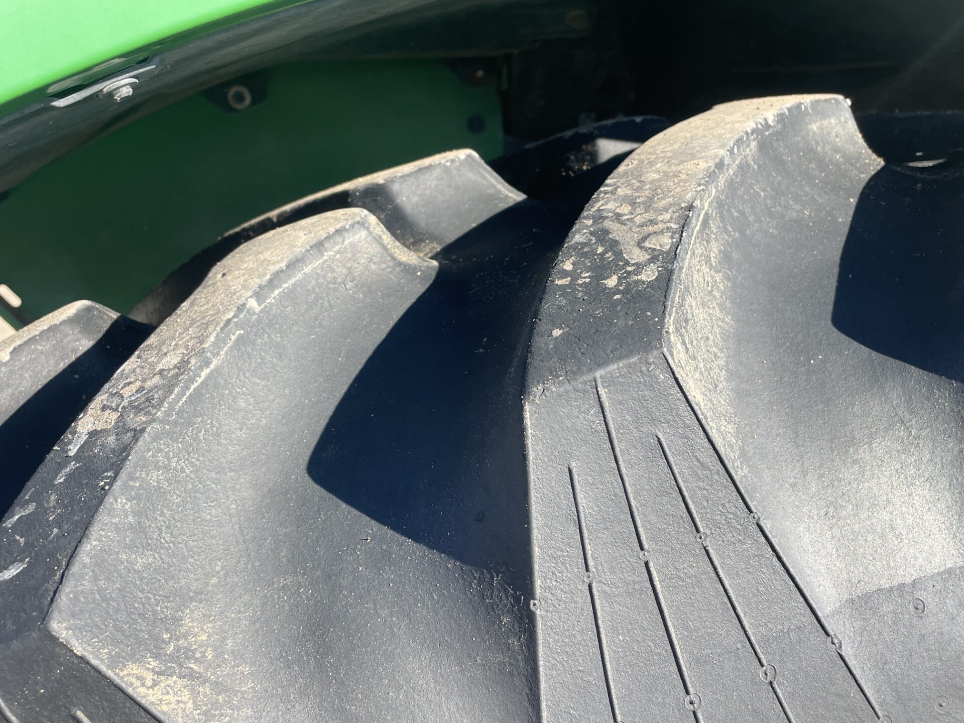 2011 John Deere 6430 Image 10