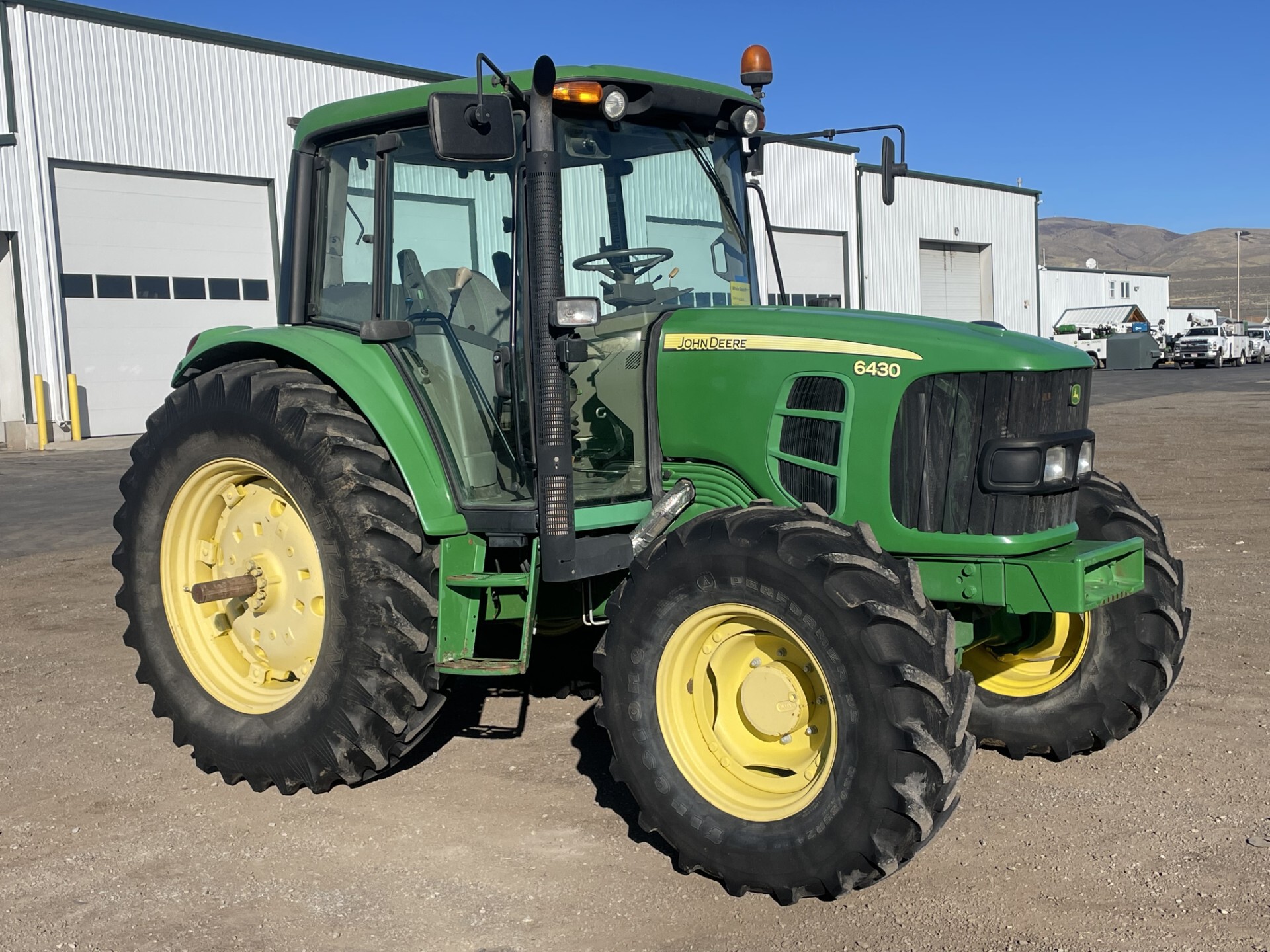 2011 John Deere 6430 Image 7