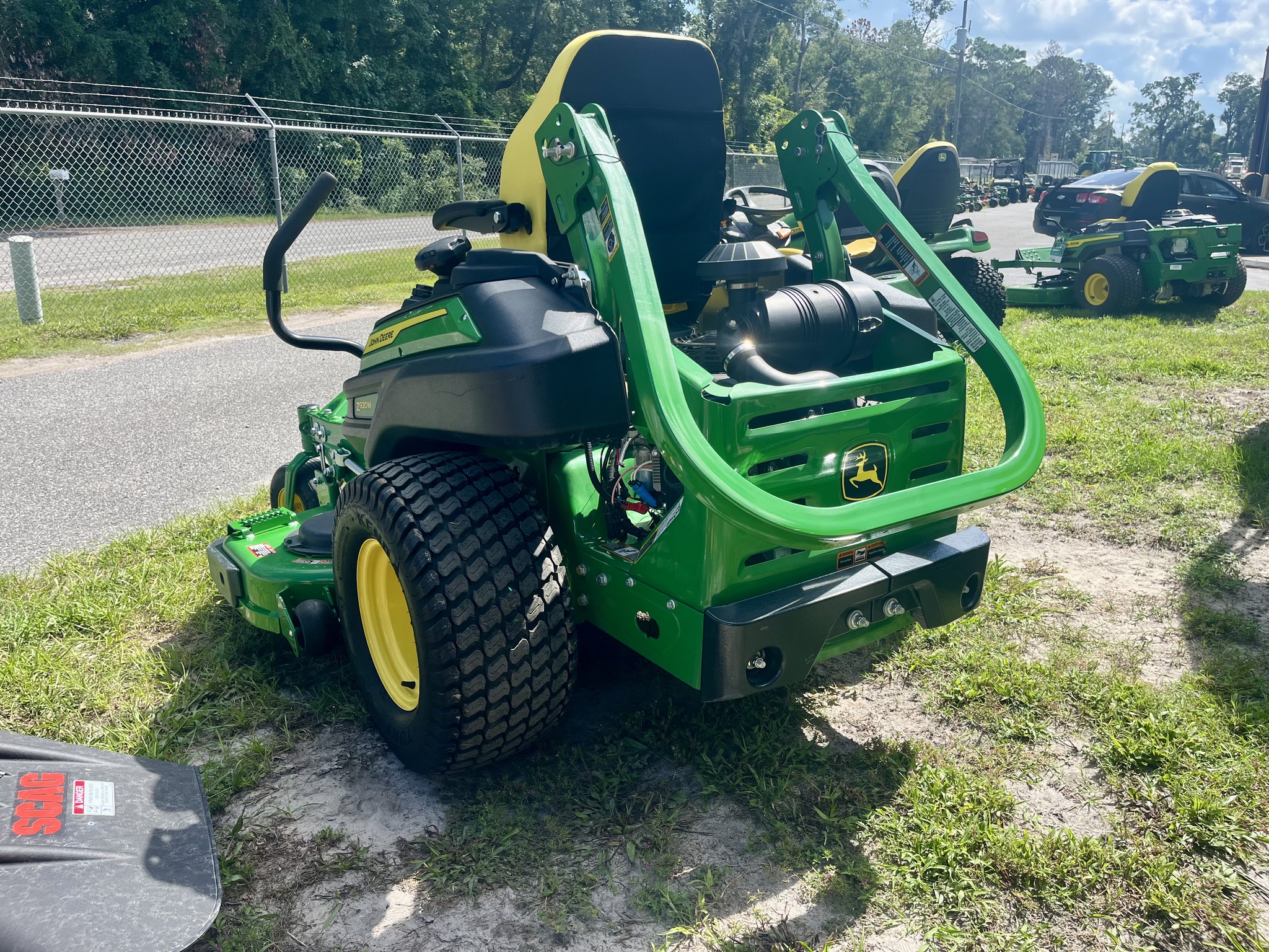 2025 John Deere Z920M *DEMO* Image 4