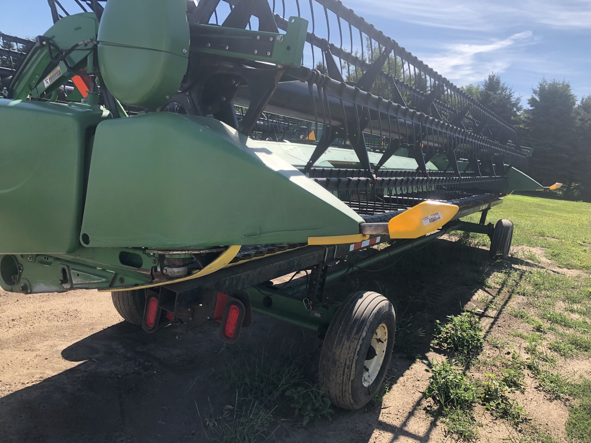 2014 John Deere 630FD Image 3