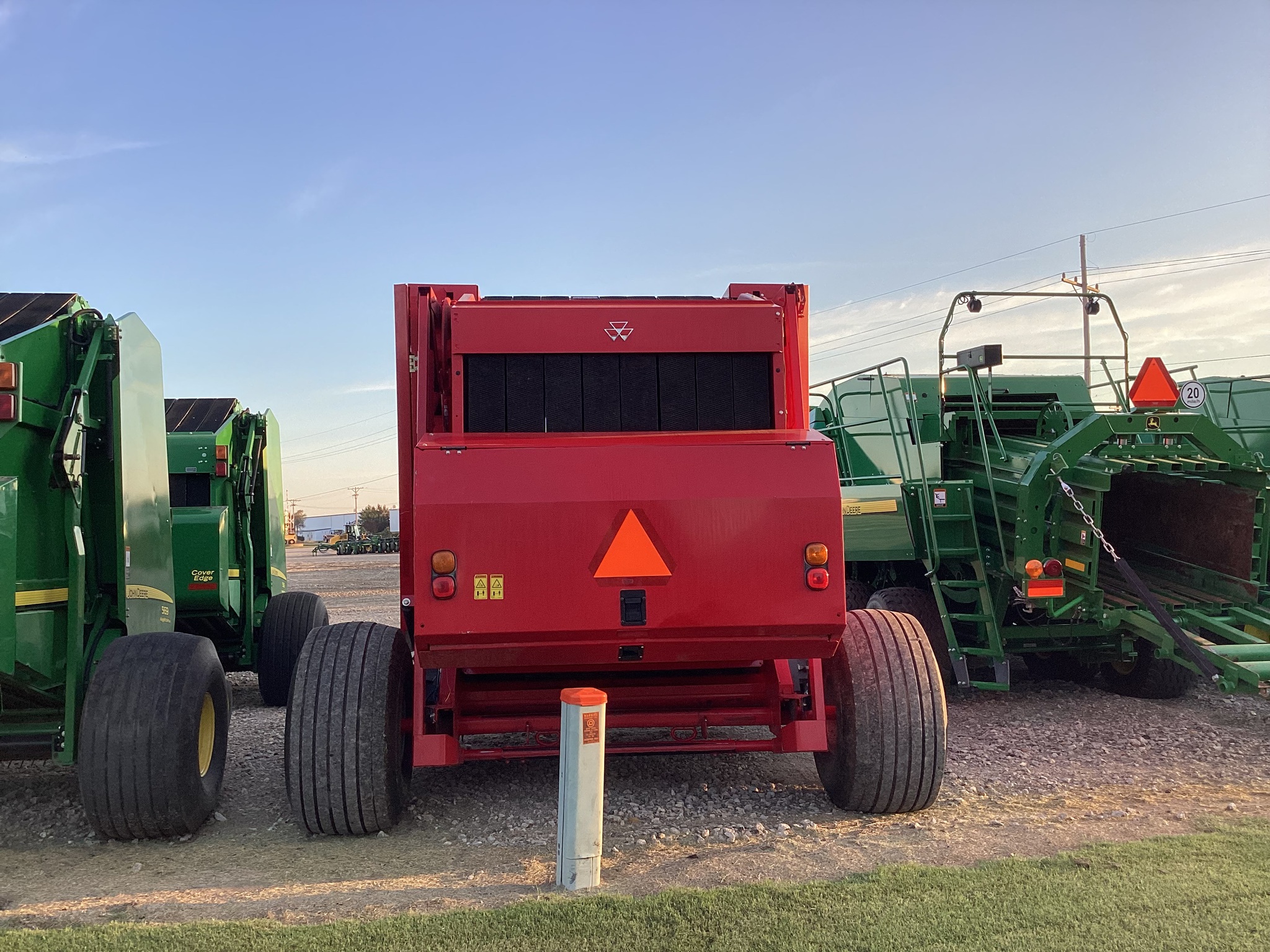 2012 Massey Ferguson 2856 Image 8