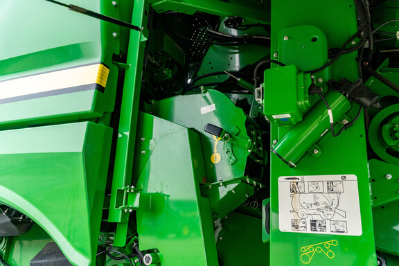 Used 2021 John Deere S780 Combines at Koenig Equipment in Anna, OH - Photo16