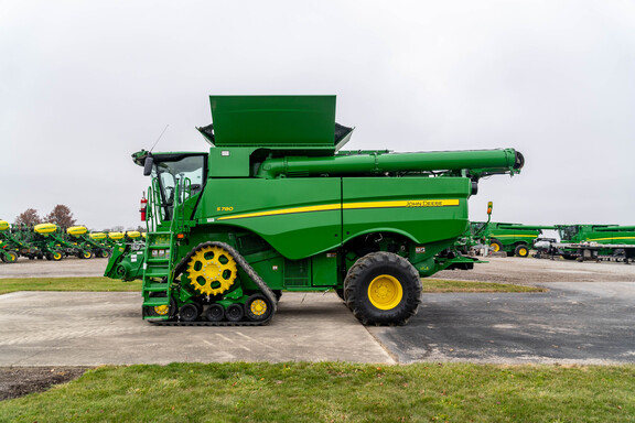 Used 2021 John Deere S780 Combines at Koenig Equipment in Anna, OH - Photo1