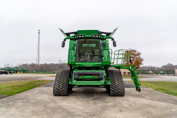 Used 2021 John Deere S780 Combines at Koenig Equipment in Anna, OH - Photo7