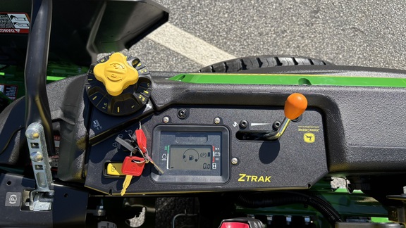 2026 John Deere Z955M-8