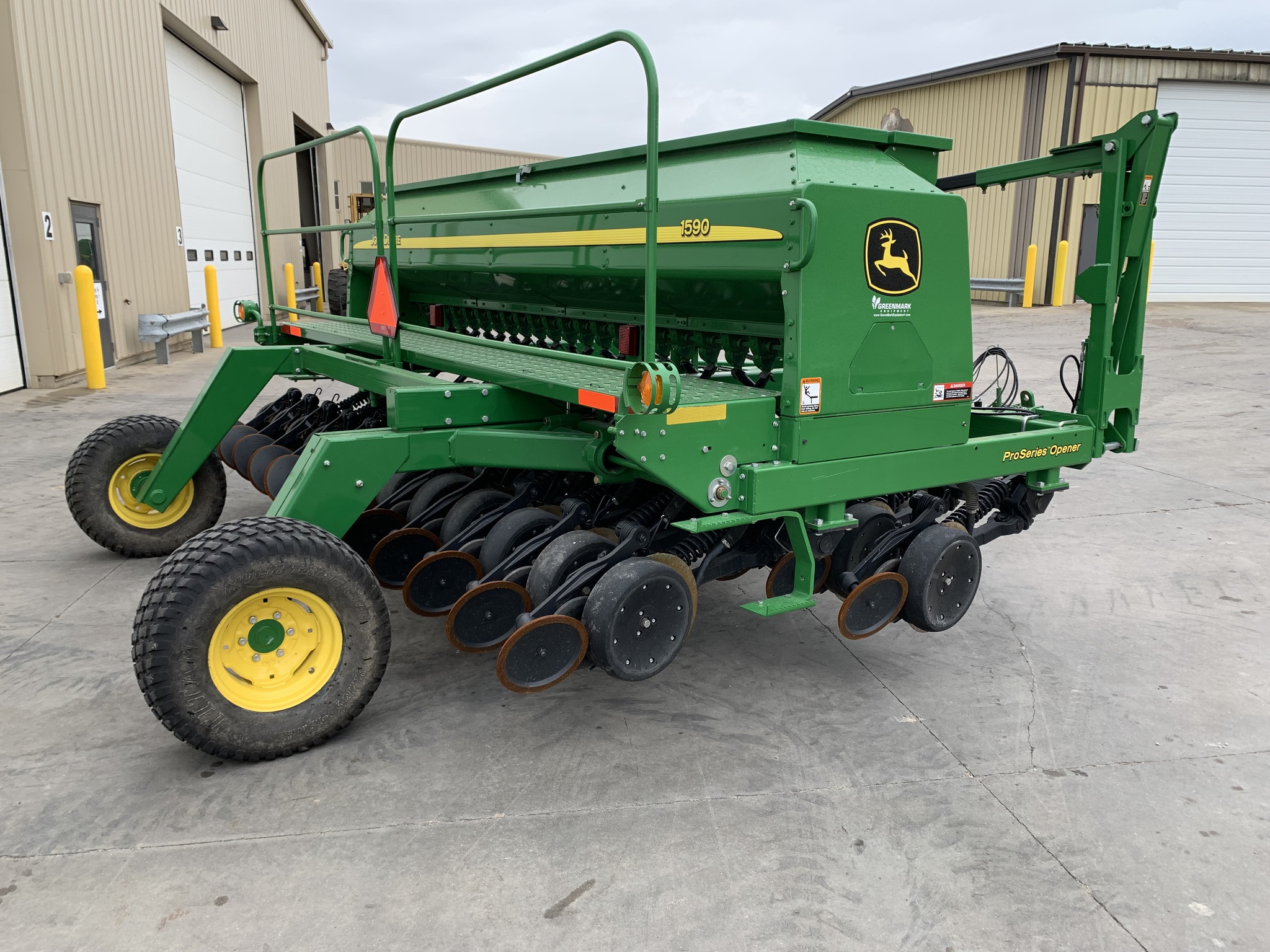 2023 John Deere 1590 Image 3