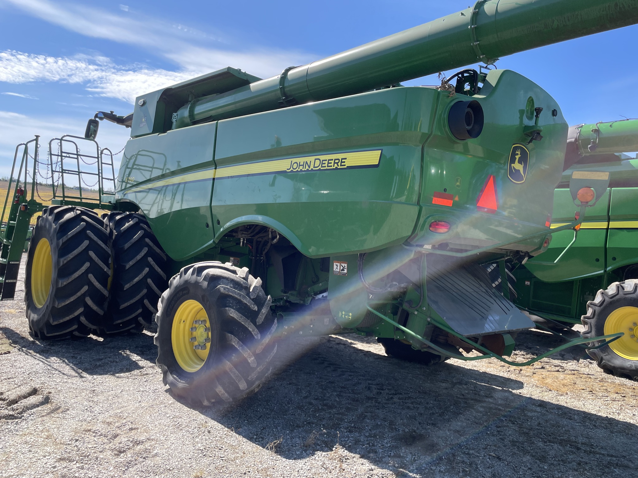2022 John Deere S780 Image 12