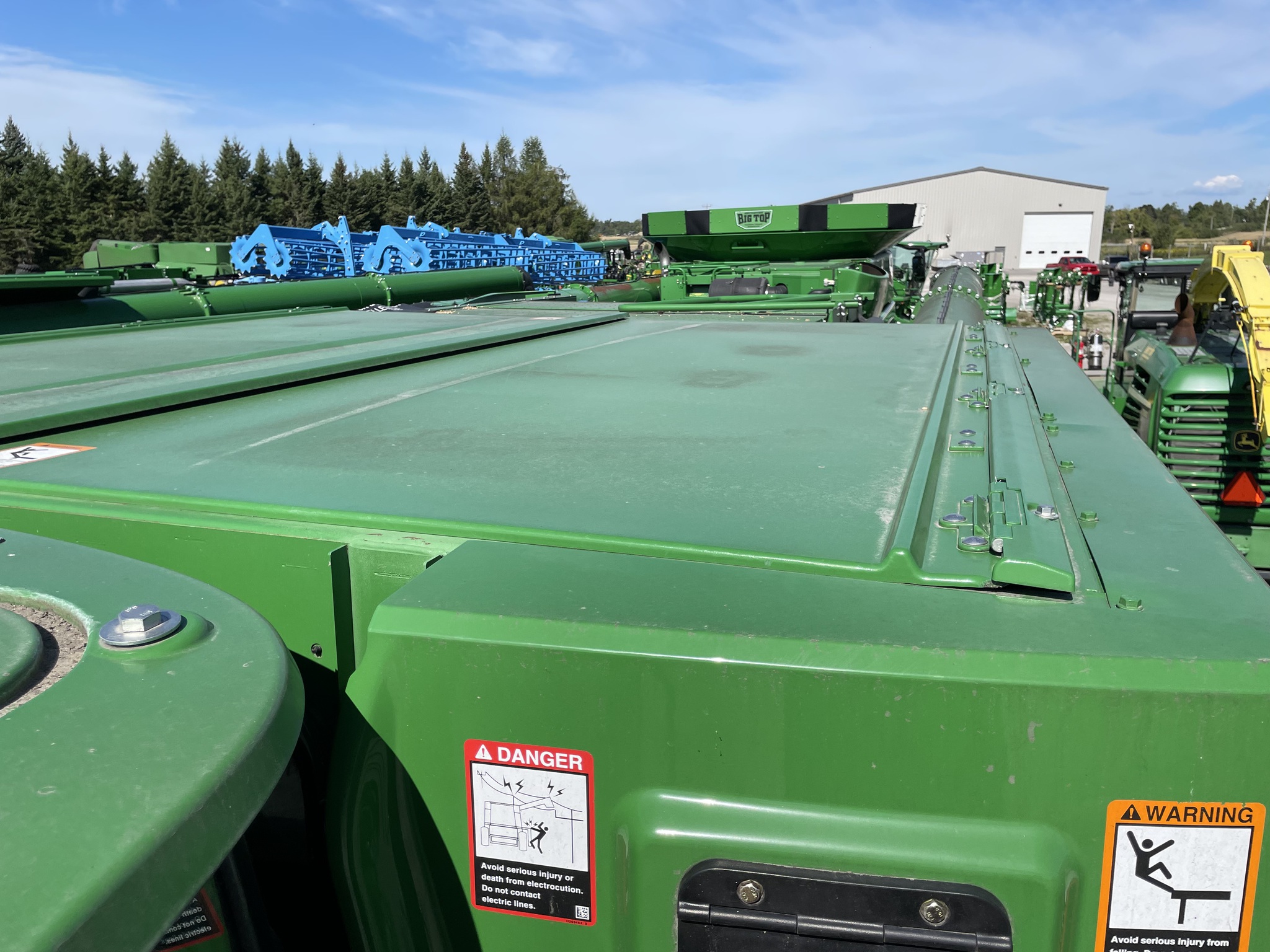 2022 John Deere S780 Image 6
