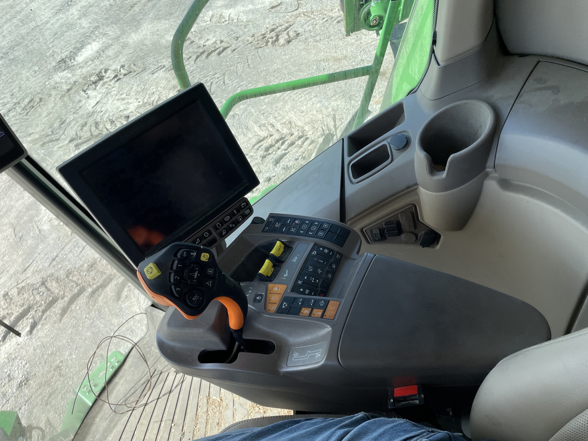 2022 John Deere S780 Image 4