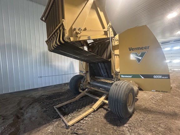 Used 2021 Vermeer 605N Select Round Balers at Horizon Ag & Turf in Falher, AB - Photo8