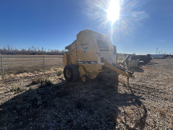 Used 2021 Vermeer 605N Select Round Balers at Horizon Ag & Turf in Falher, AB - Photo2