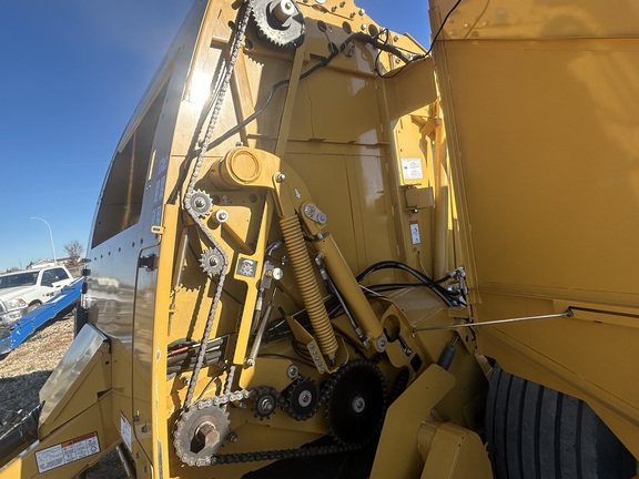 Used 2021 Vermeer 605N Select Round Balers at Horizon Ag & Turf in Falher, AB - Photo4