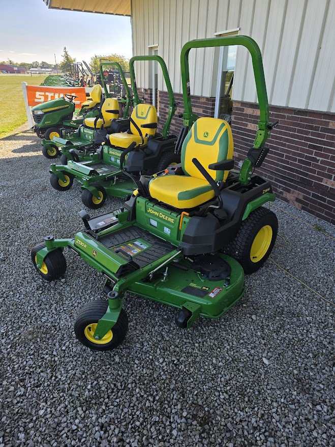 2025 John Deere Z530R Image 1