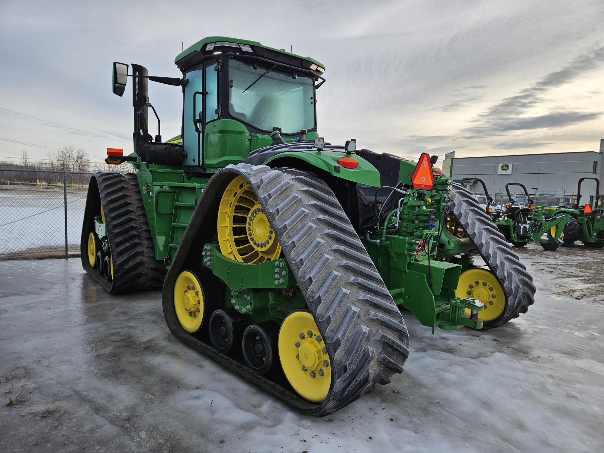 2023 John Deere 9RX 590 Image 3