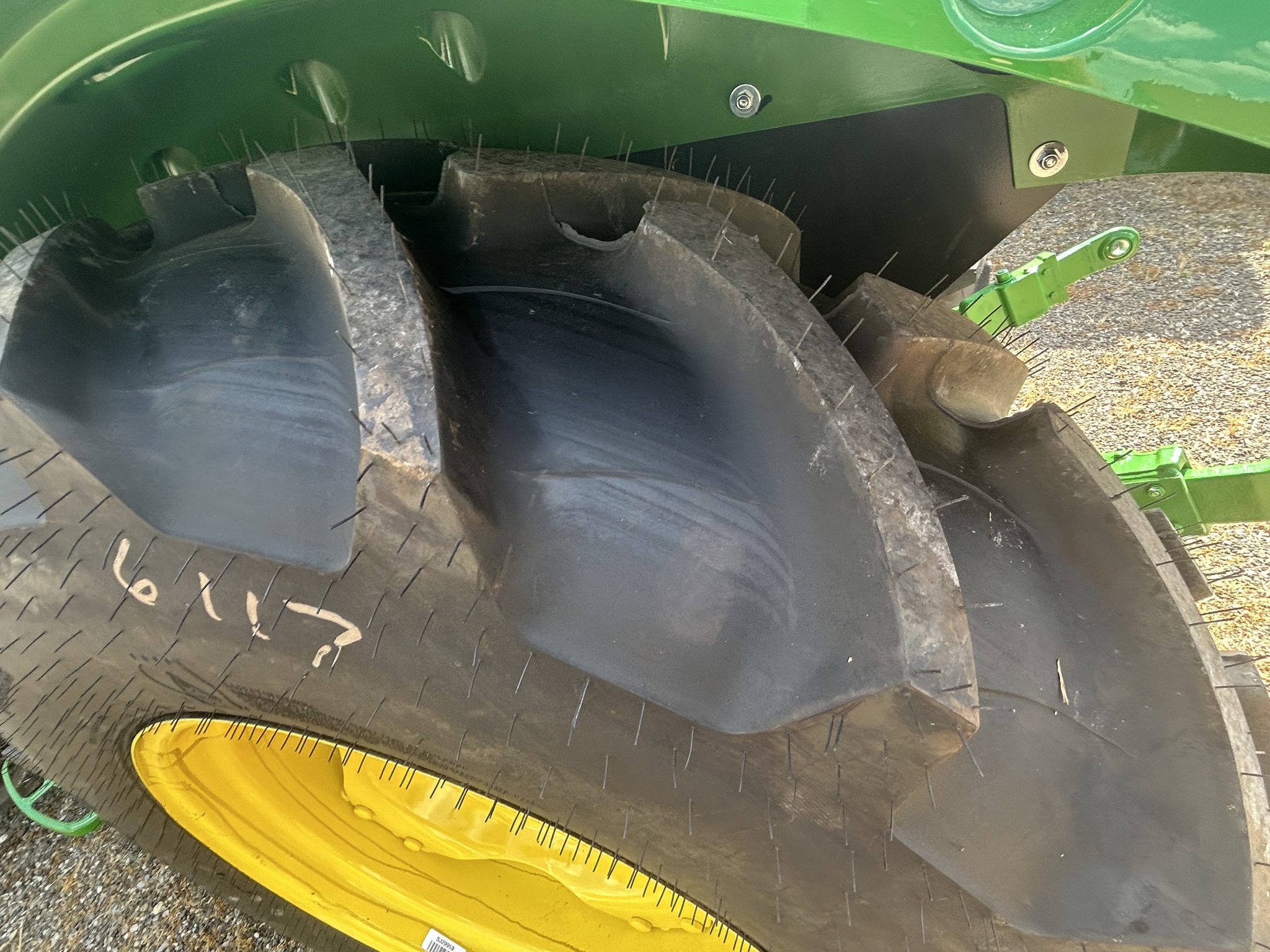 2025 John Deere 5075E Image 13