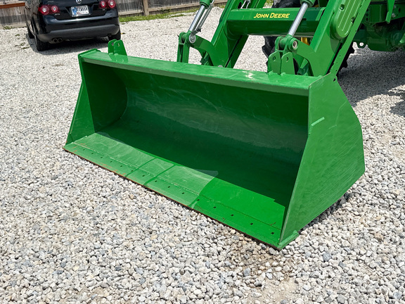 2024 John-Deere 6120M