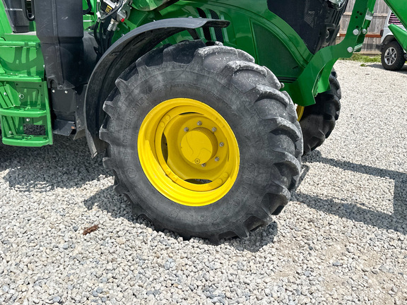 2024 John-Deere 6120M