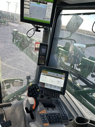 2024 John Deere 616R (18th thumbnail)