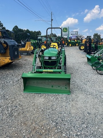 2025 John Deere 2032R Image 2