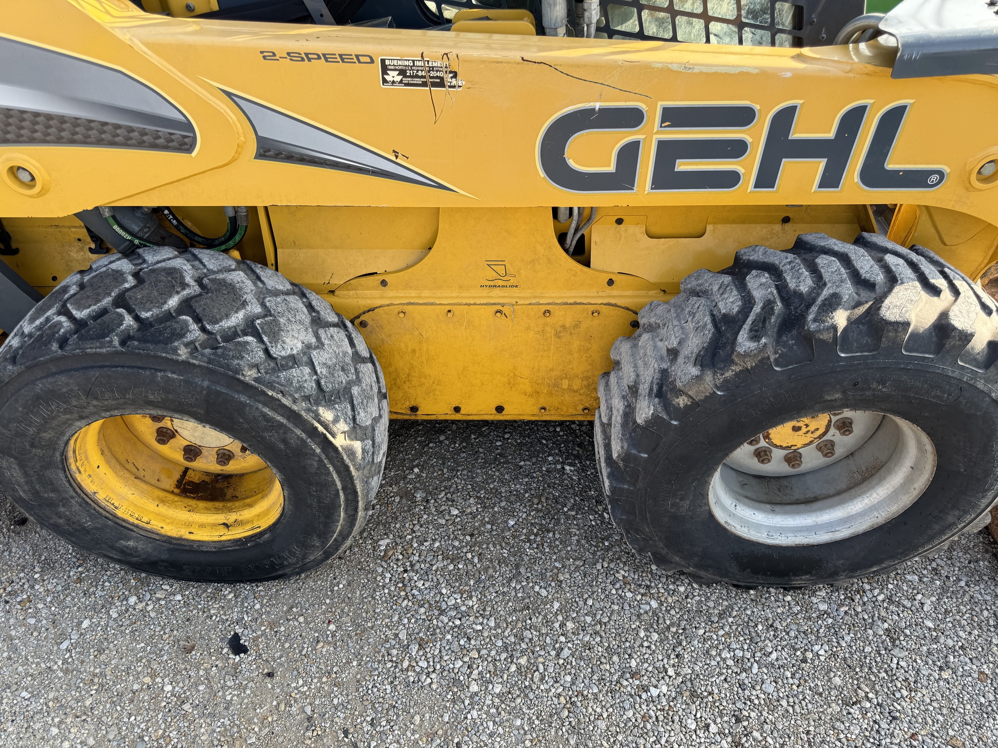  2018 Gehl V420 at Heritage Tractor in Pontiac, IL