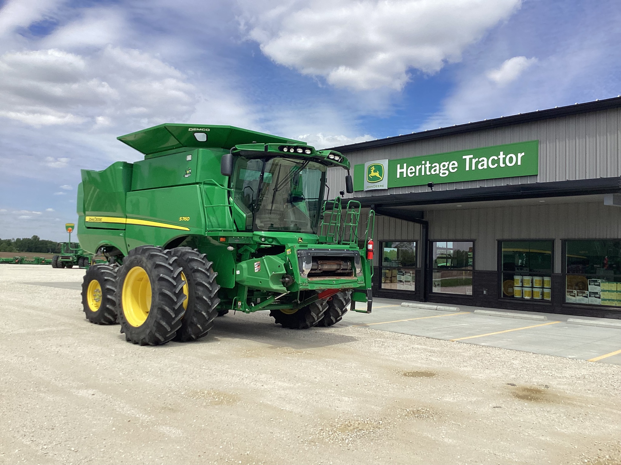  2022 John Deere S760 at Heritage Tractor in Rockport, IL