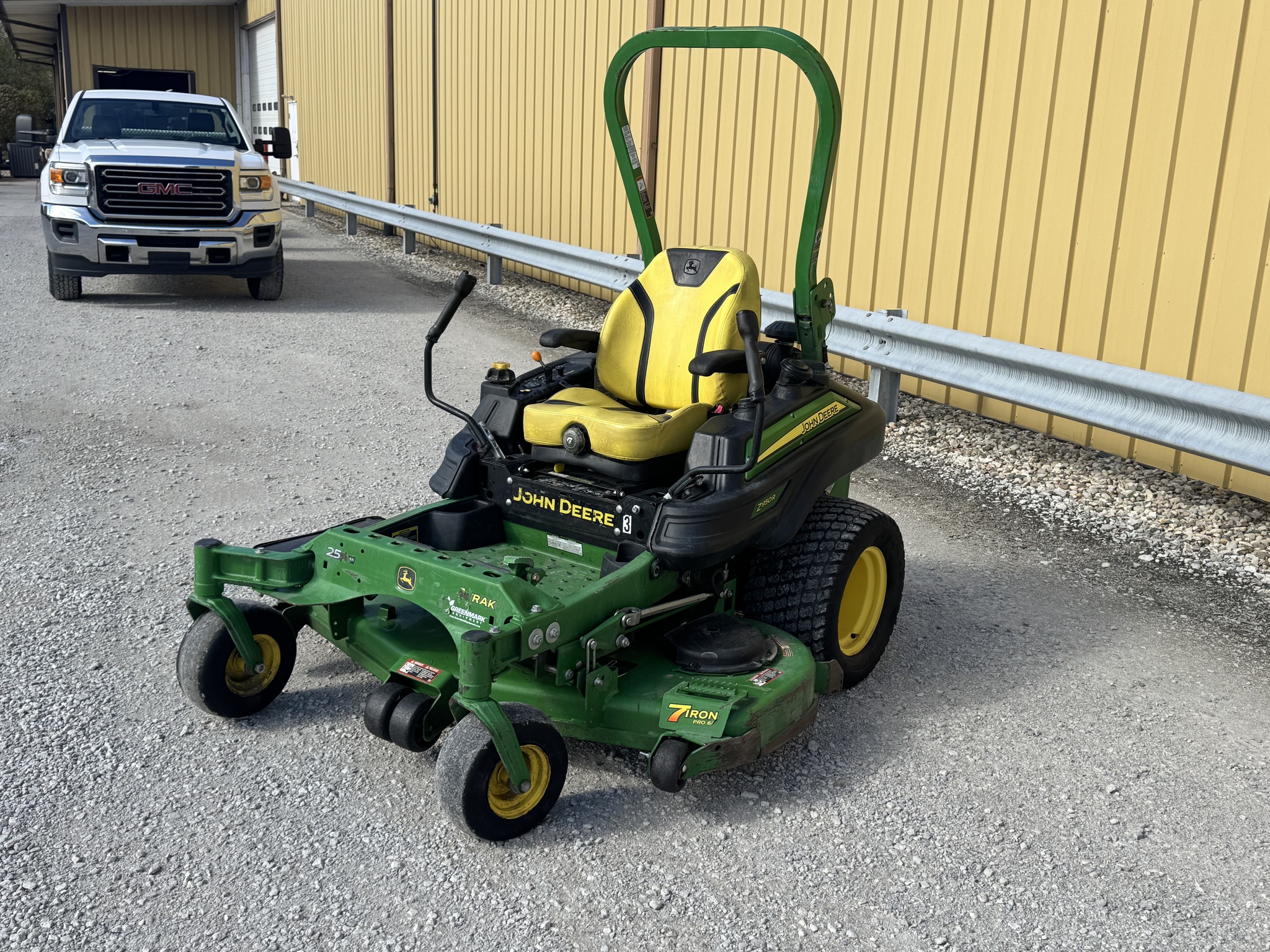 2022 John Deere Z950R Image 7