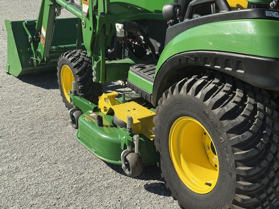 2022 John Deere 1025R Picture 4 2022 John Deere 1025R-4