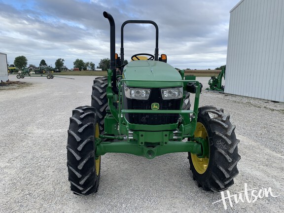 Photo of 2024 John Deere 5075E
