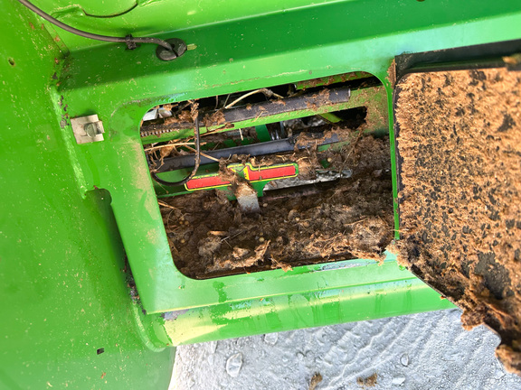 2013 John-Deere 640FD